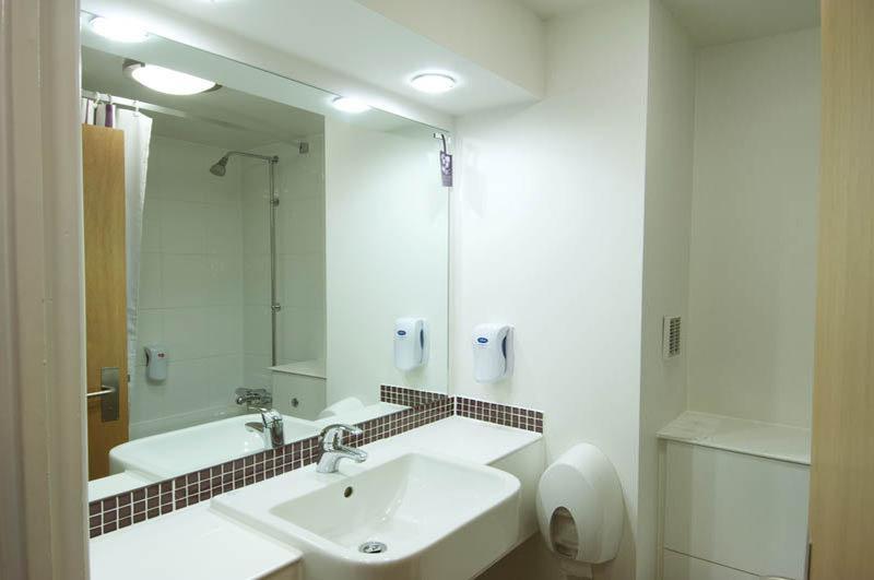 Premier Inn Maidstone Wateringbury Экстерьер фото